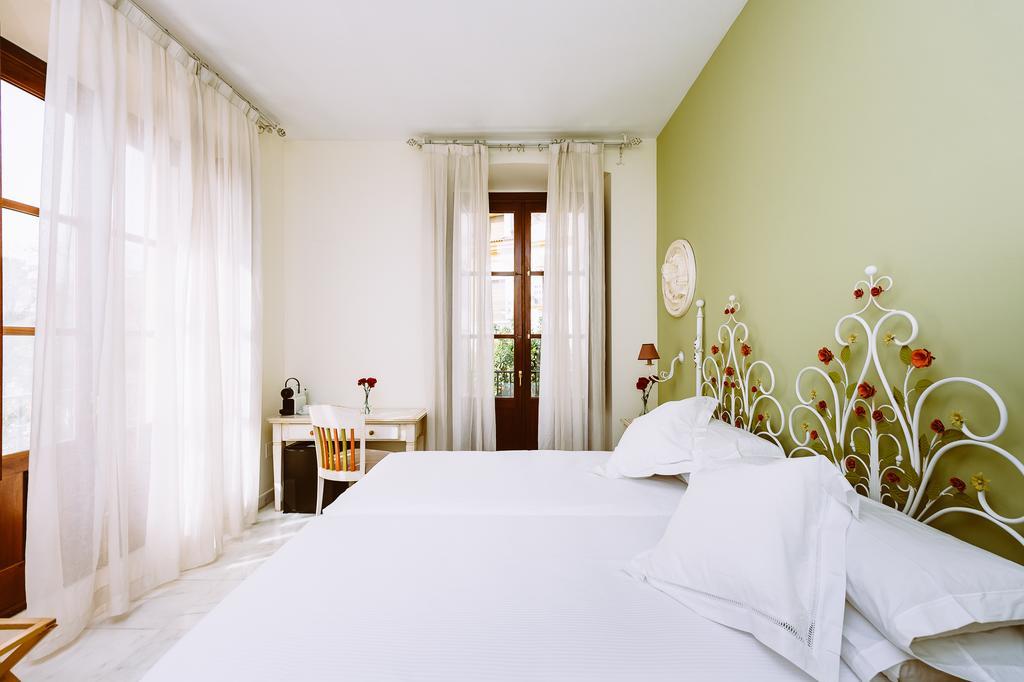 Basic Hotel Dona Manuela Σεβίλλη Εξωτερικό φωτογραφία