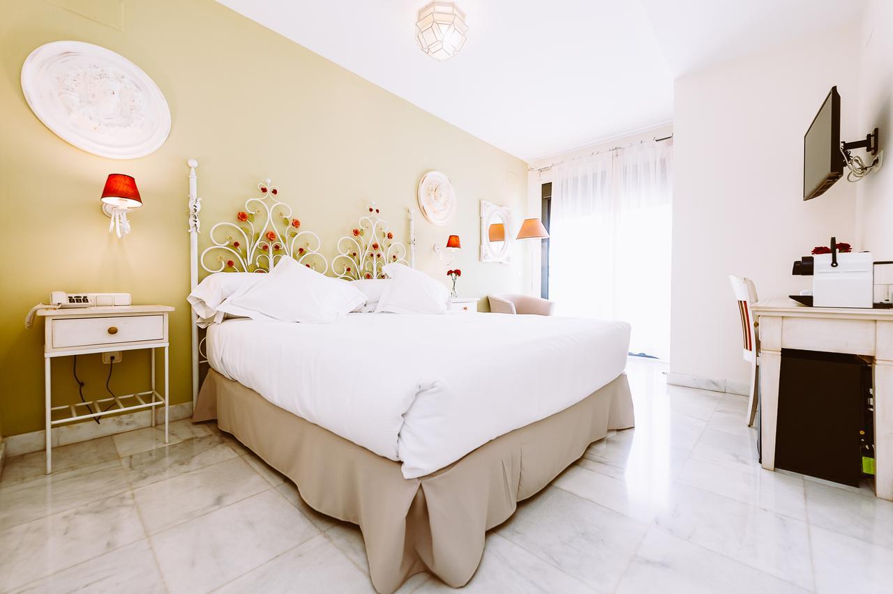 Basic Hotel Dona Manuela Σεβίλλη Εξωτερικό φωτογραφία
